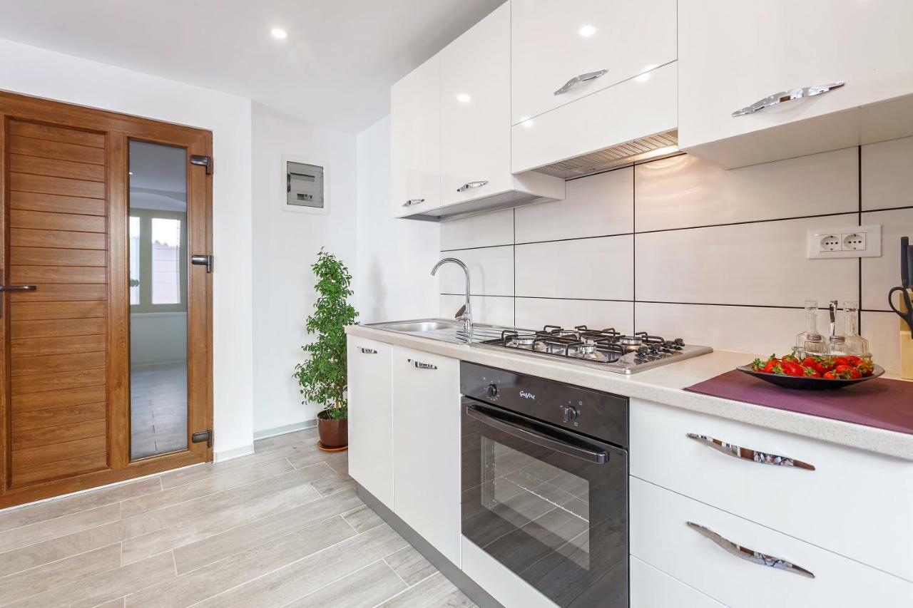 Irene Apartma Porec